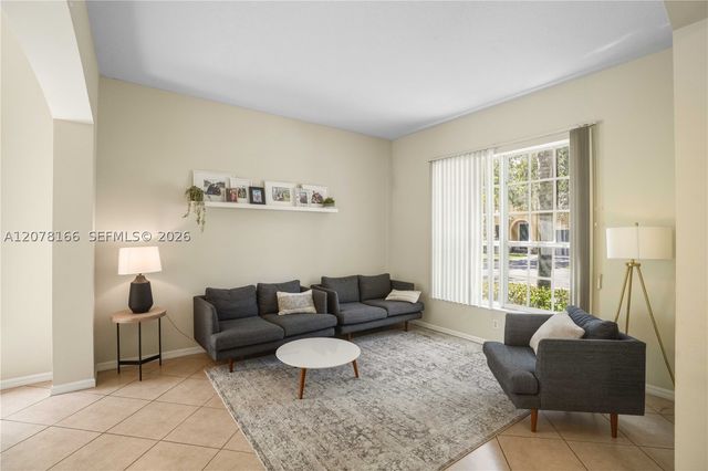19143 Crystal St 19143, Weston, FL 33332