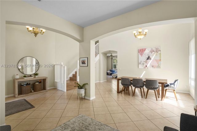 19143 Crystal St 19143, Weston, FL 33332