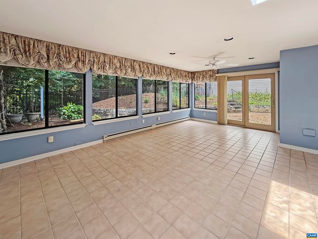 1498 LAKE FOREST DR, Charlottesville, VA 22901