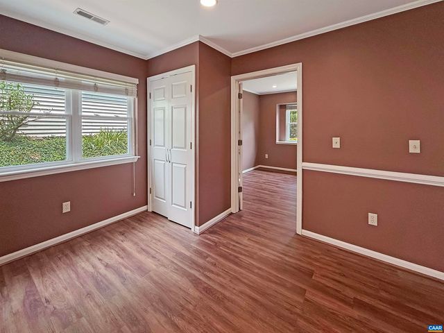 1498 LAKE FOREST DR, Charlottesville, VA 22901