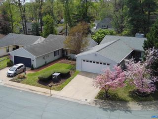 1498 LAKE FOREST DR, Charlottesville, VA 22901