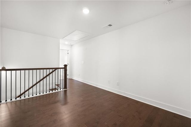 124 Auburn Woods Drive, Auburn, GA 30011