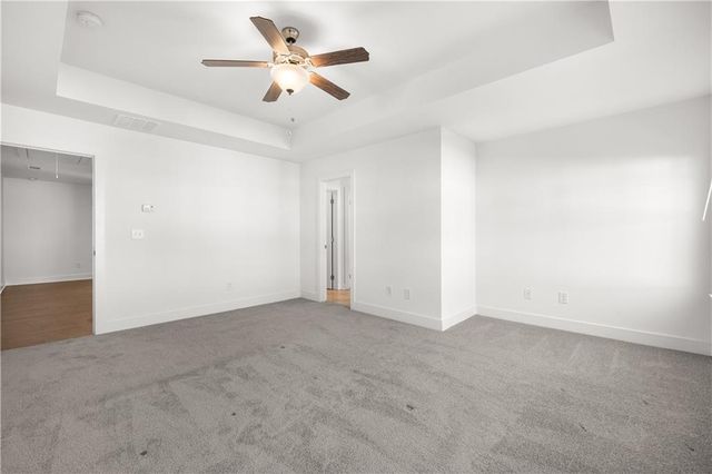 124 Auburn Woods Drive, Auburn, GA 30011