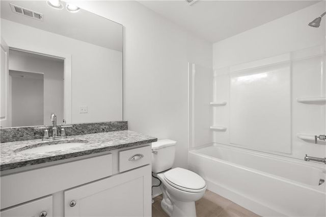 124 Auburn Woods Drive, Auburn, GA 30011