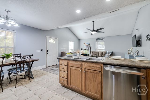 31 Oak Lane, Rincon, GA 31326