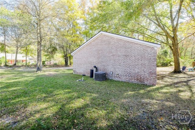 31 Oak Lane, Rincon, GA 31326