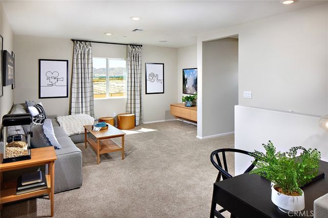 30820 Charger Way, Winchester, CA 92596