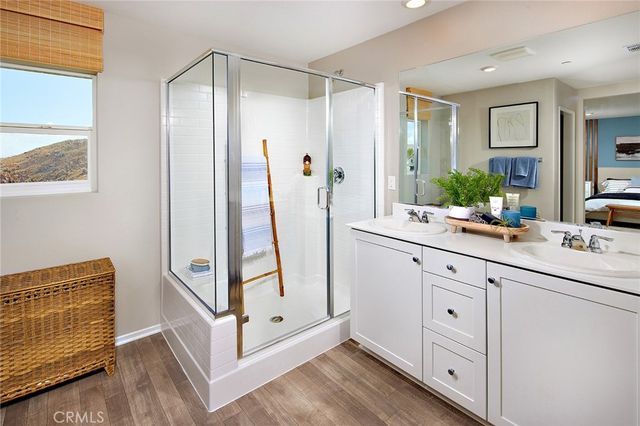 30820 Charger Way, Winchester, CA 92596