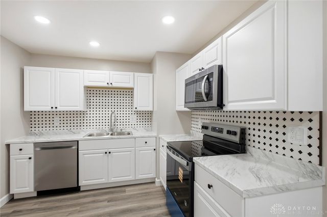 3816 Lori Sue Avenue, Dayton, OH 45406