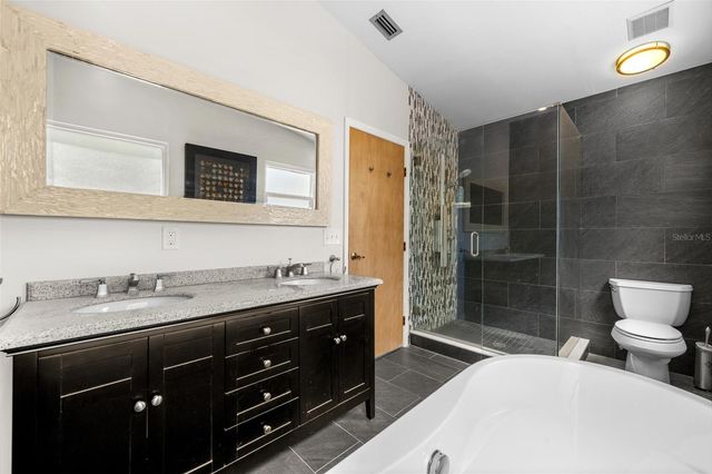 1550 CHATEAU WOOD DRIVE, Clearwater, FL 33764