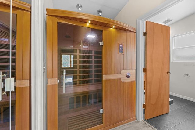 1550 CHATEAU WOOD DRIVE, Clearwater, FL 33764