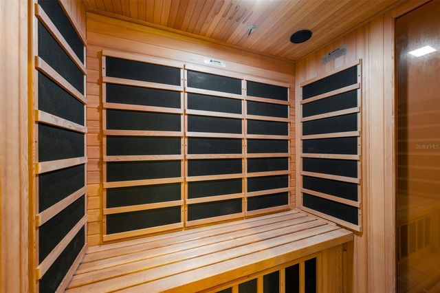 1550 CHATEAU WOOD DRIVE, Clearwater, FL 33764