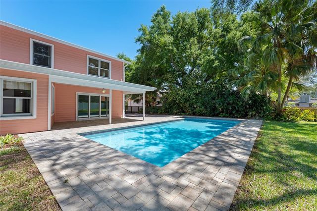 1550 CHATEAU WOOD DRIVE, Clearwater, FL 33764