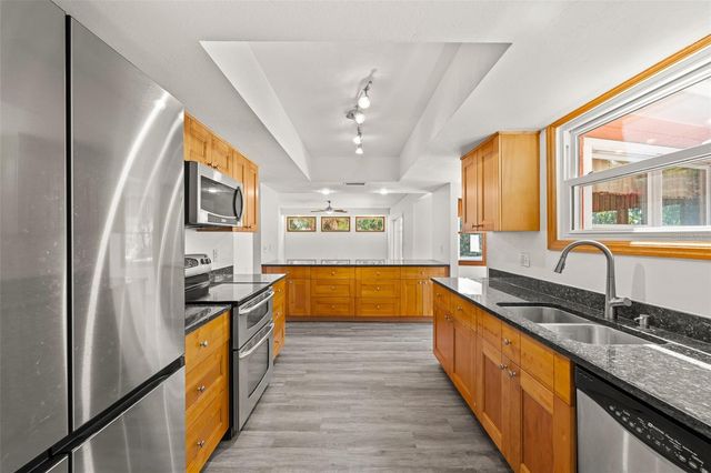 1550 CHATEAU WOOD DRIVE, Clearwater, FL 33764