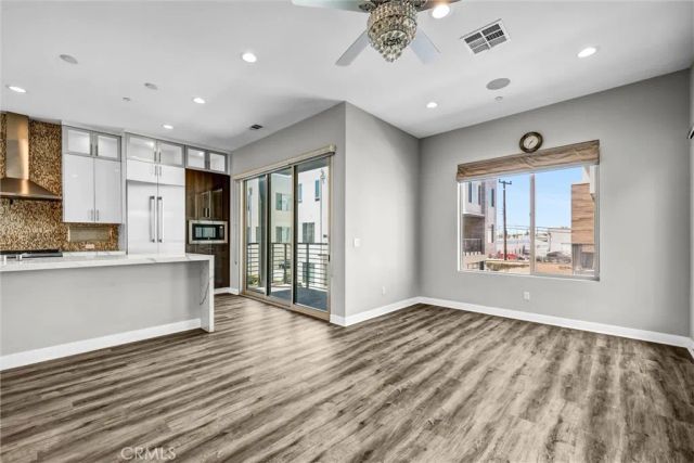 28 Ebb Tide, Newport Beach, CA 92663