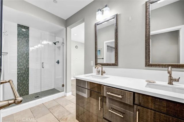 28 Ebb Tide, Newport Beach, CA 92663