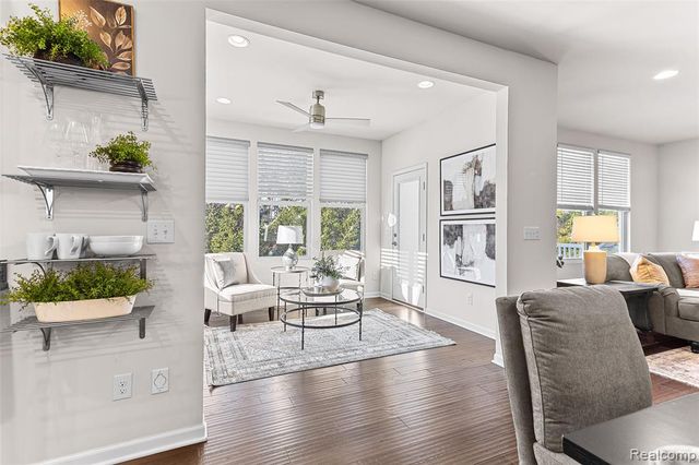 31085 Tremont Lane, Franklin, MI 48025