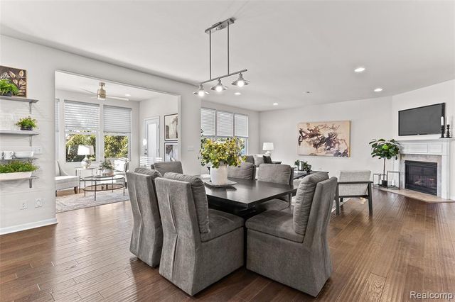 31085 Tremont Lane, Franklin, MI 48025