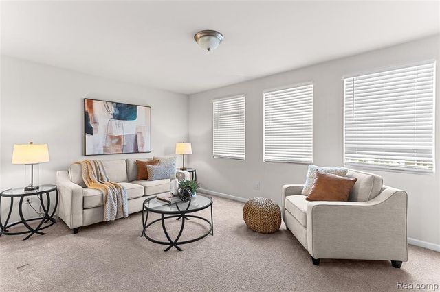 31085 Tremont Lane, Franklin, MI 48025