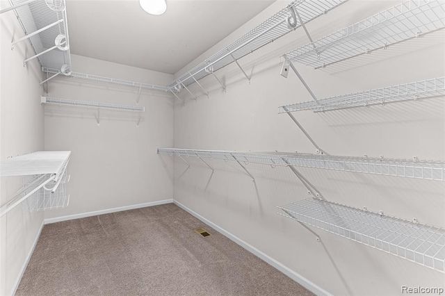 31085 Tremont Lane, Franklin, MI 48025