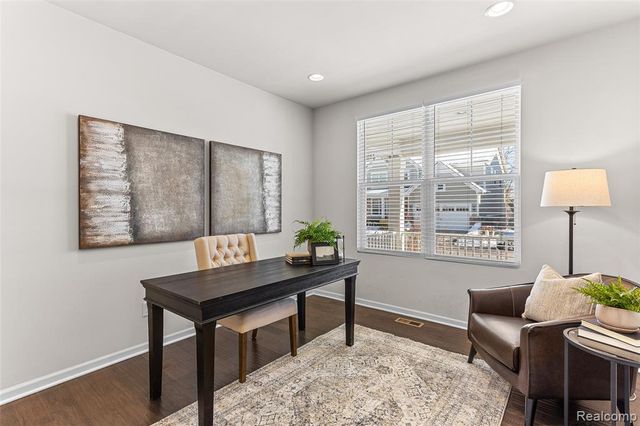 31085 Tremont Lane, Franklin, MI 48025