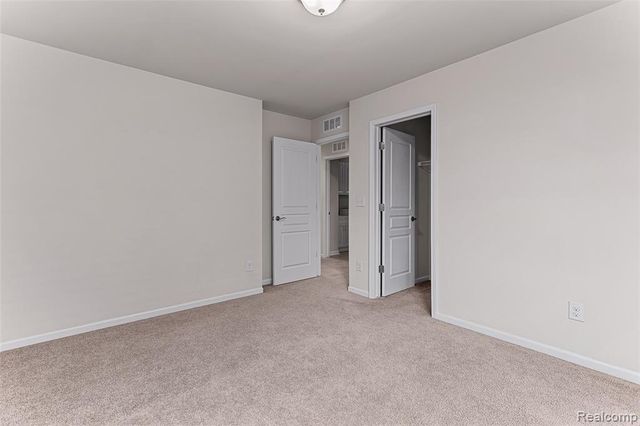 31085 Tremont Lane, Franklin, MI 48025