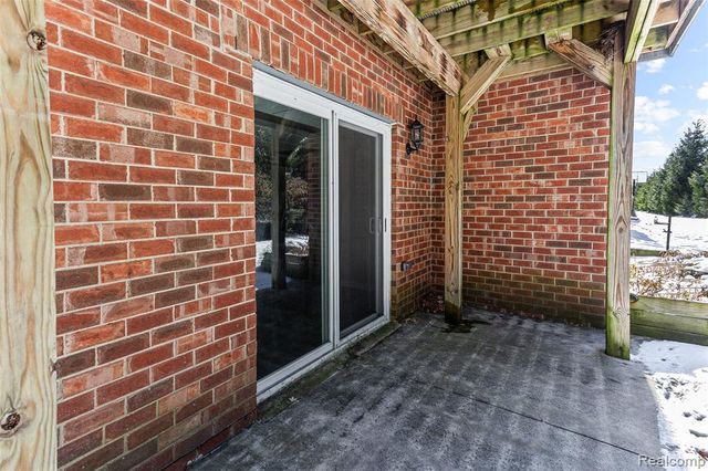 31085 Tremont Lane, Franklin, MI 48025