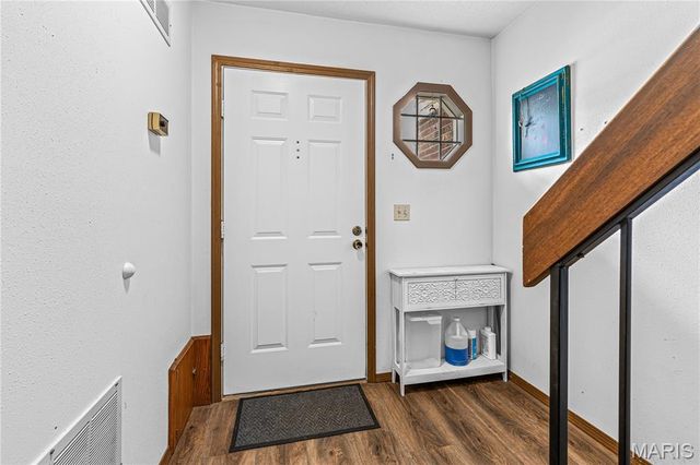 340 Devonshire Court D, St Peters, MO 63376
