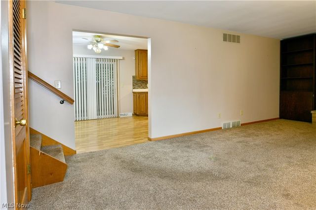 3246 Circle Drive, Cortland, OH 44410