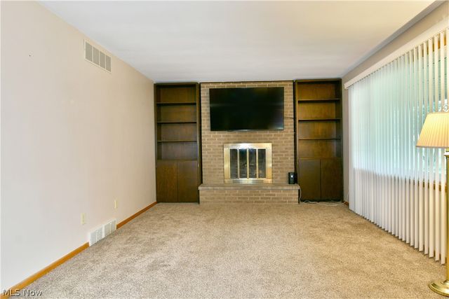 3246 Circle Drive, Cortland, OH 44410