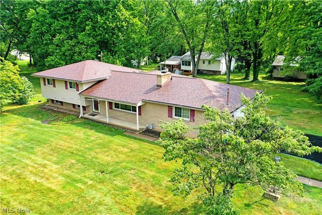 3246 Circle Drive, Cortland, OH 44410