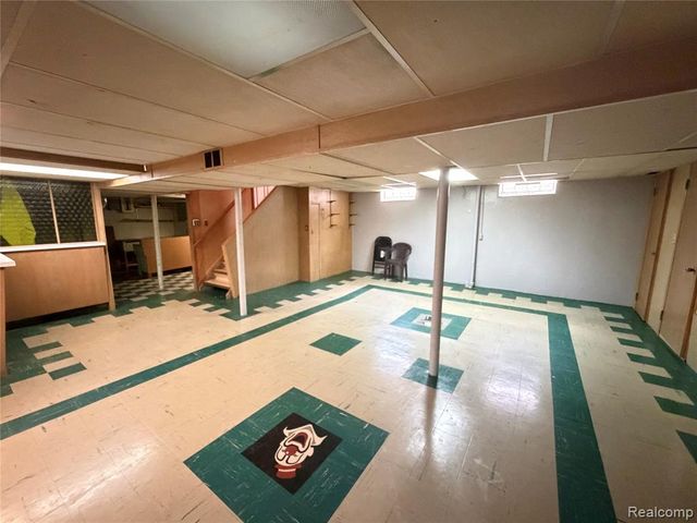 3952 Katherine Street, Dearborn Heights, MI 48125