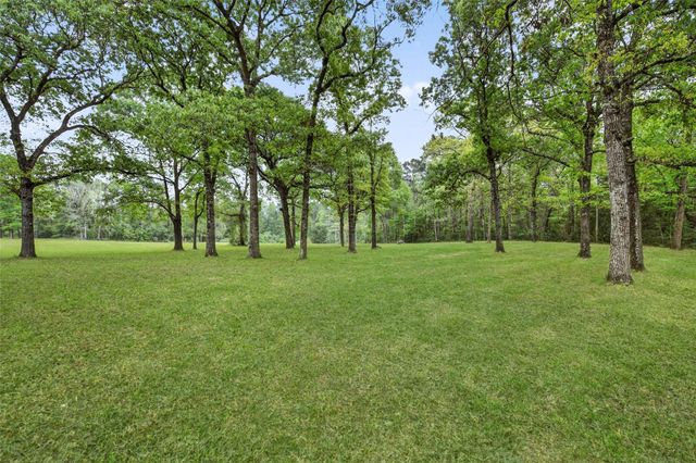 1220 Fm 222 Loop N, Coldspring, TX 77331