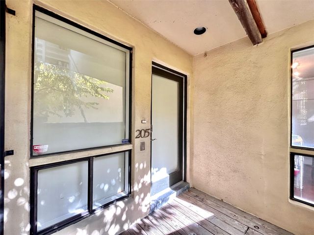 1106 W 6th ST 205, Austin, TX 78703