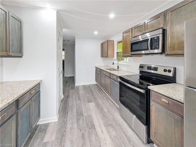 1614 Willow Road, Greensboro, NC 27401