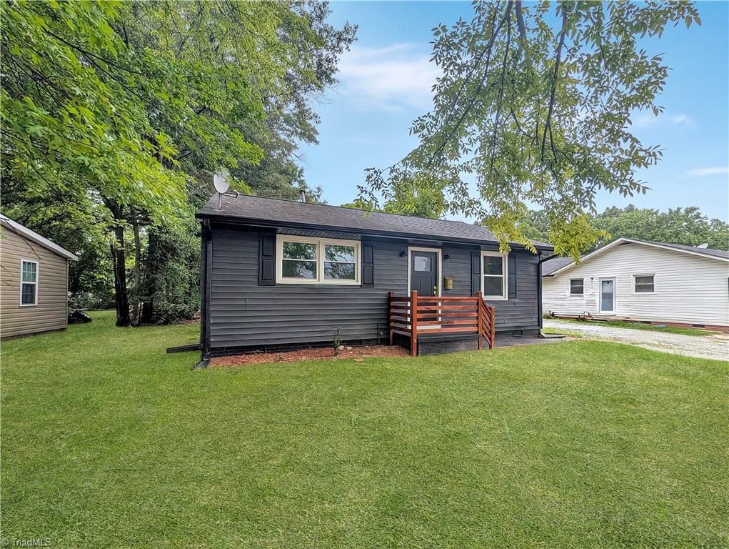 1614 Willow Road, Greensboro, NC 27401