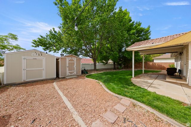2292 E 390 N, St. George, UT 84790