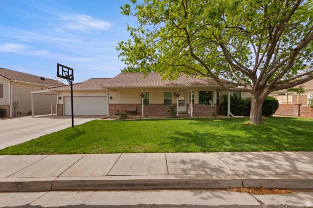 Image 1 of property listing at 2292 E 390 N, St. George, UT 84790