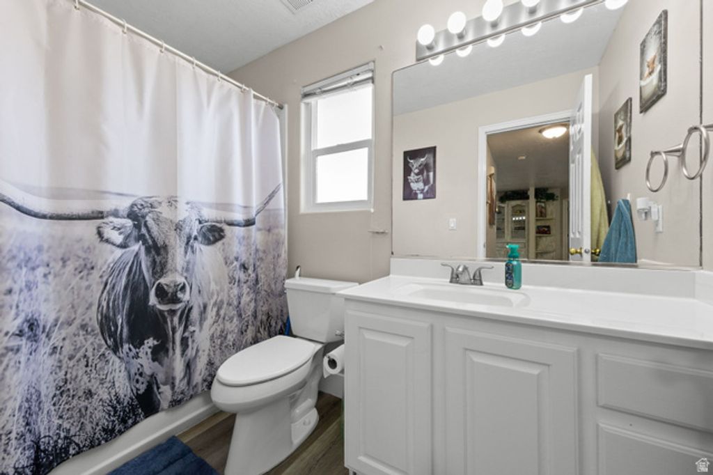 Image 16 of property listing at 2292 E 390 N, St. George, UT 84790