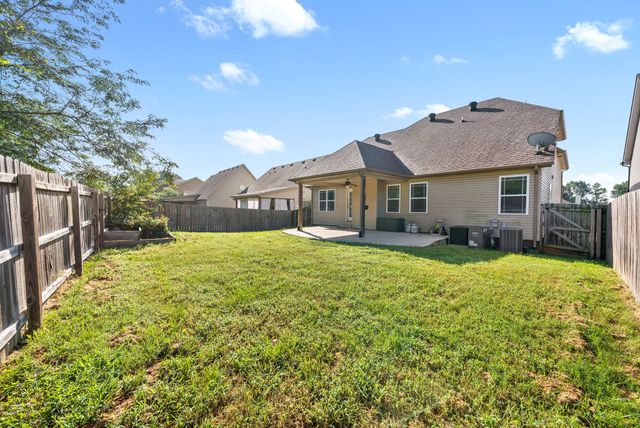 1483 Brew Moss Drive, Clarksville, TN 37043