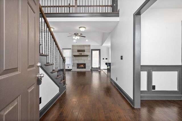 1483 Brew Moss Drive, Clarksville, TN 37043