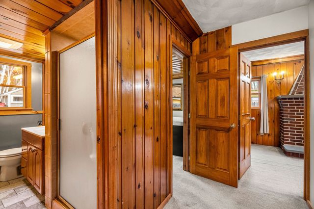 57 Richardson Ave, Dracut, MA 01826