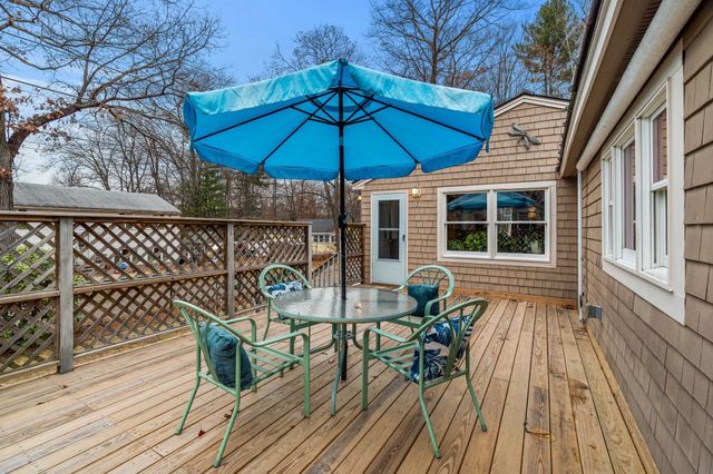57 Richardson Ave, Dracut, MA 01826