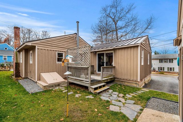 57 Richardson Ave, Dracut, MA 01826