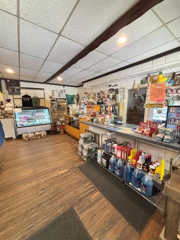 44 U.S. Route 4, Bridgewater, VT 05053