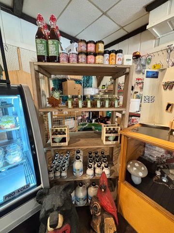 44 U.S. Route 4, Bridgewater, VT 05053