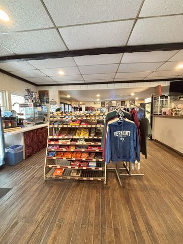 44 U.S. Route 4, Bridgewater, VT 05053