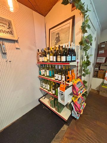 44 U.S. Route 4, Bridgewater, VT 05053