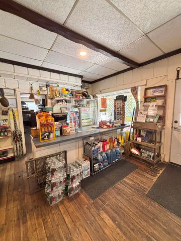 44 U.S. Route 4, Bridgewater, VT 05053