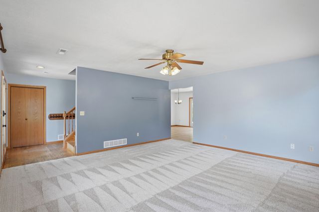 206 W OAKS DR, Ashland, MO 65010